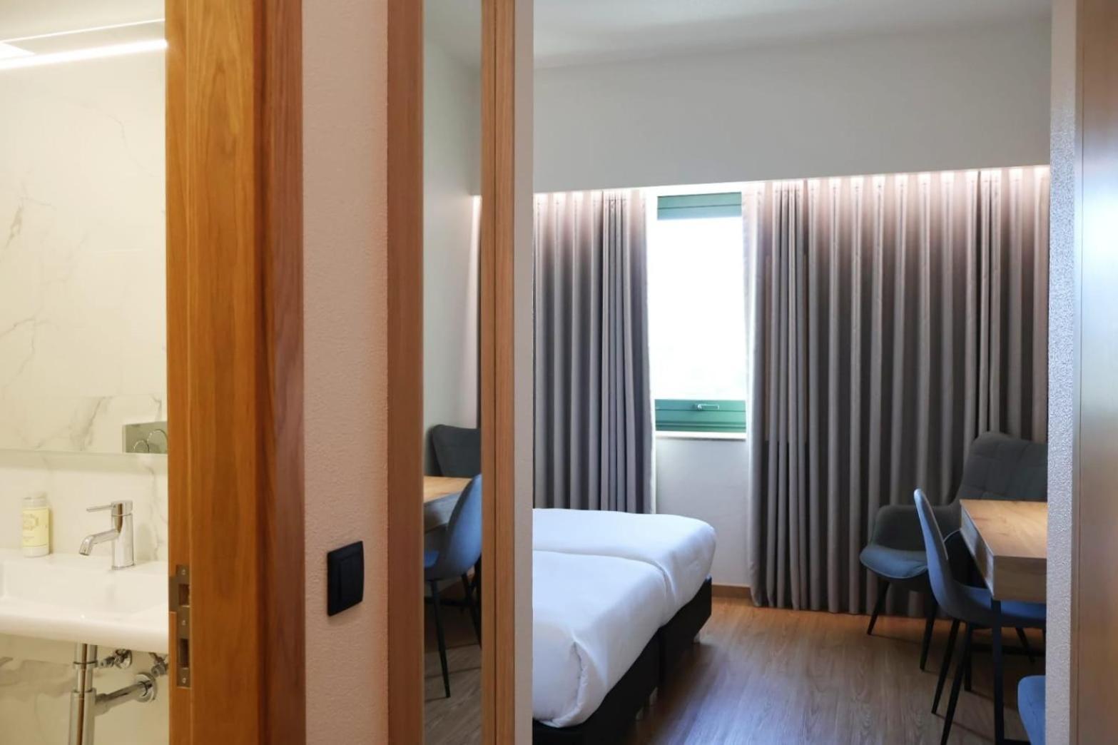 Hotel Santhyago Trofa Luaran gambar