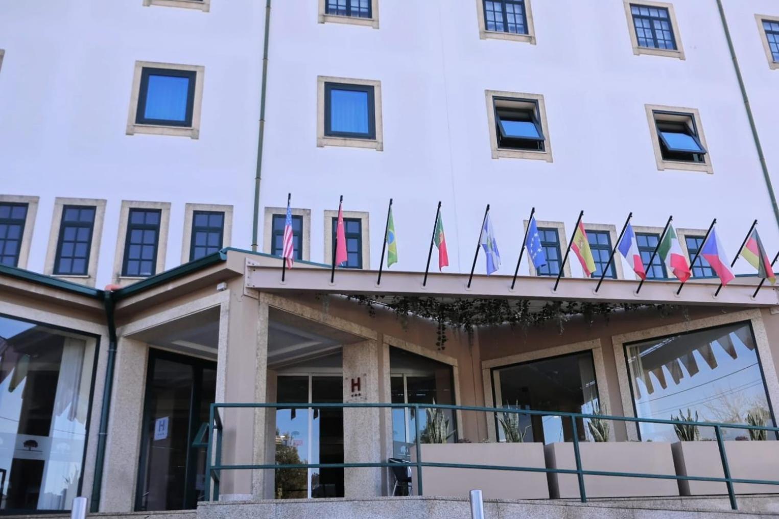 Hotel Santhyago Trofa Luaran gambar