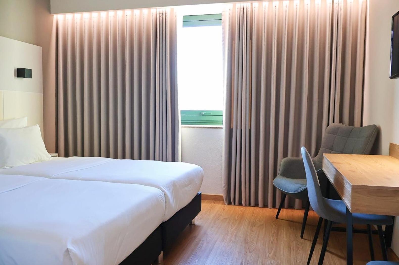Hotel Santhyago Trofa Luaran gambar